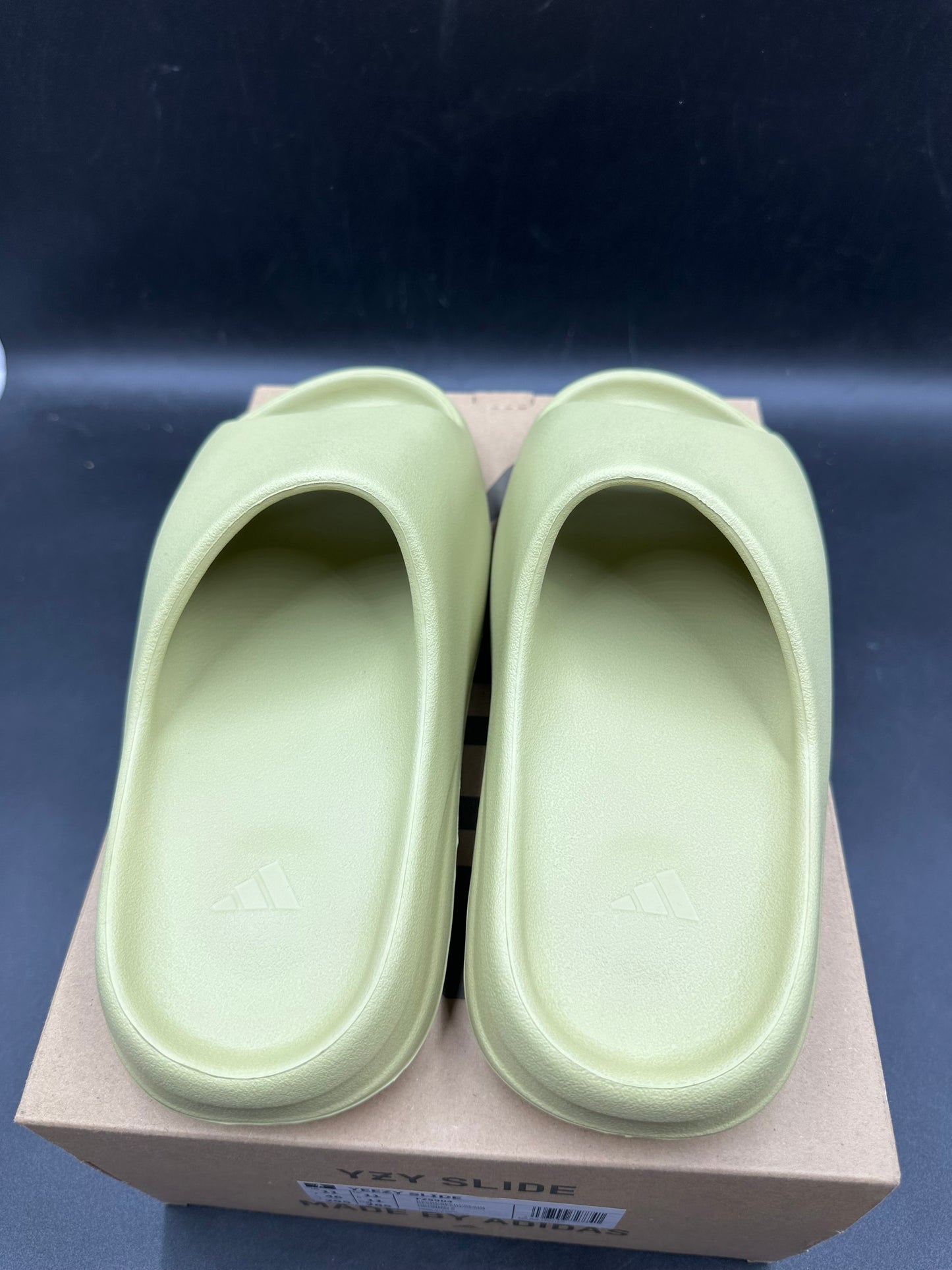 Yeezy slide Resin 2022