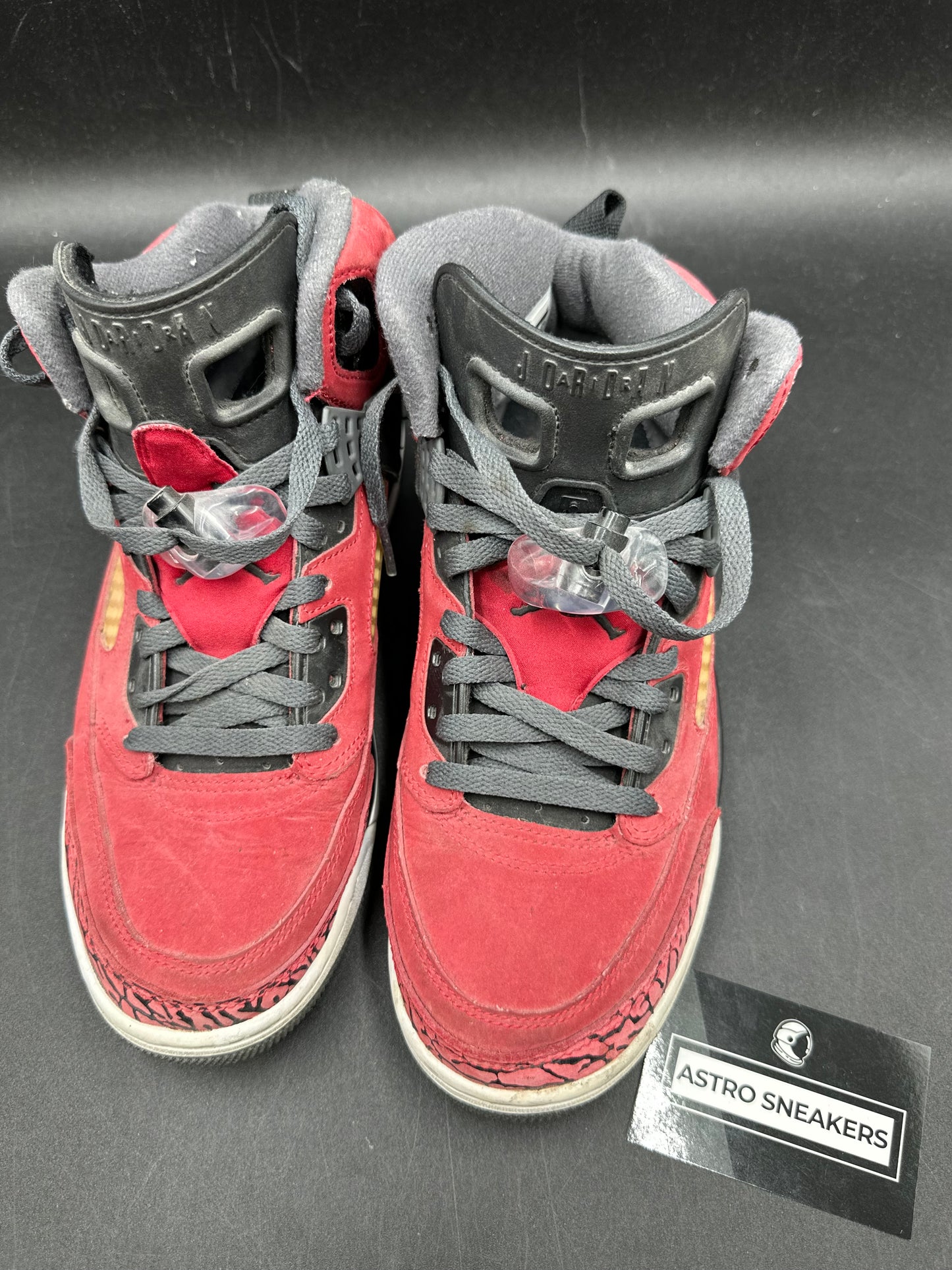 Jordan Spizike toro bravo