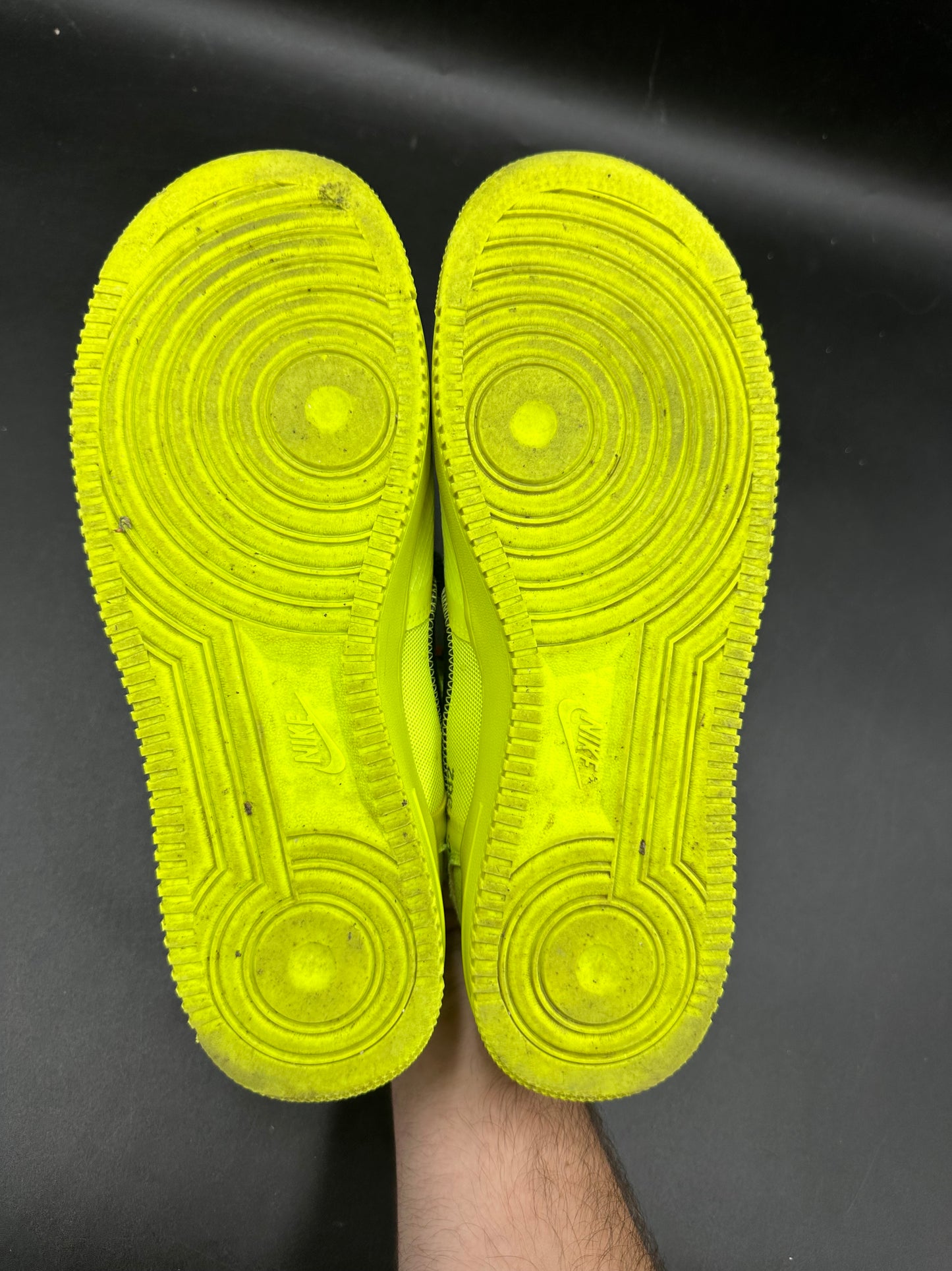 Air Force 1 off white volt