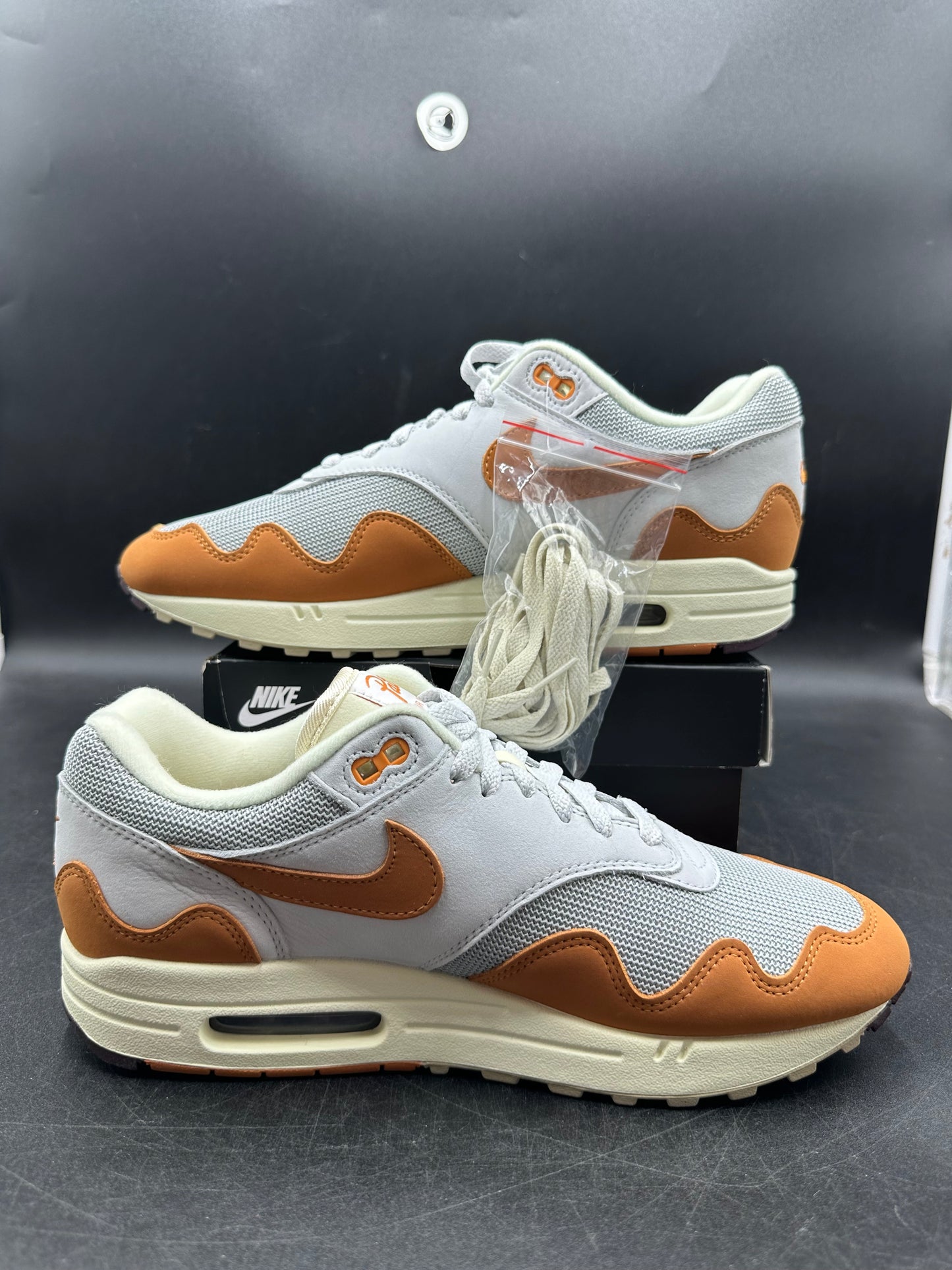 Air max 1 patta monarch