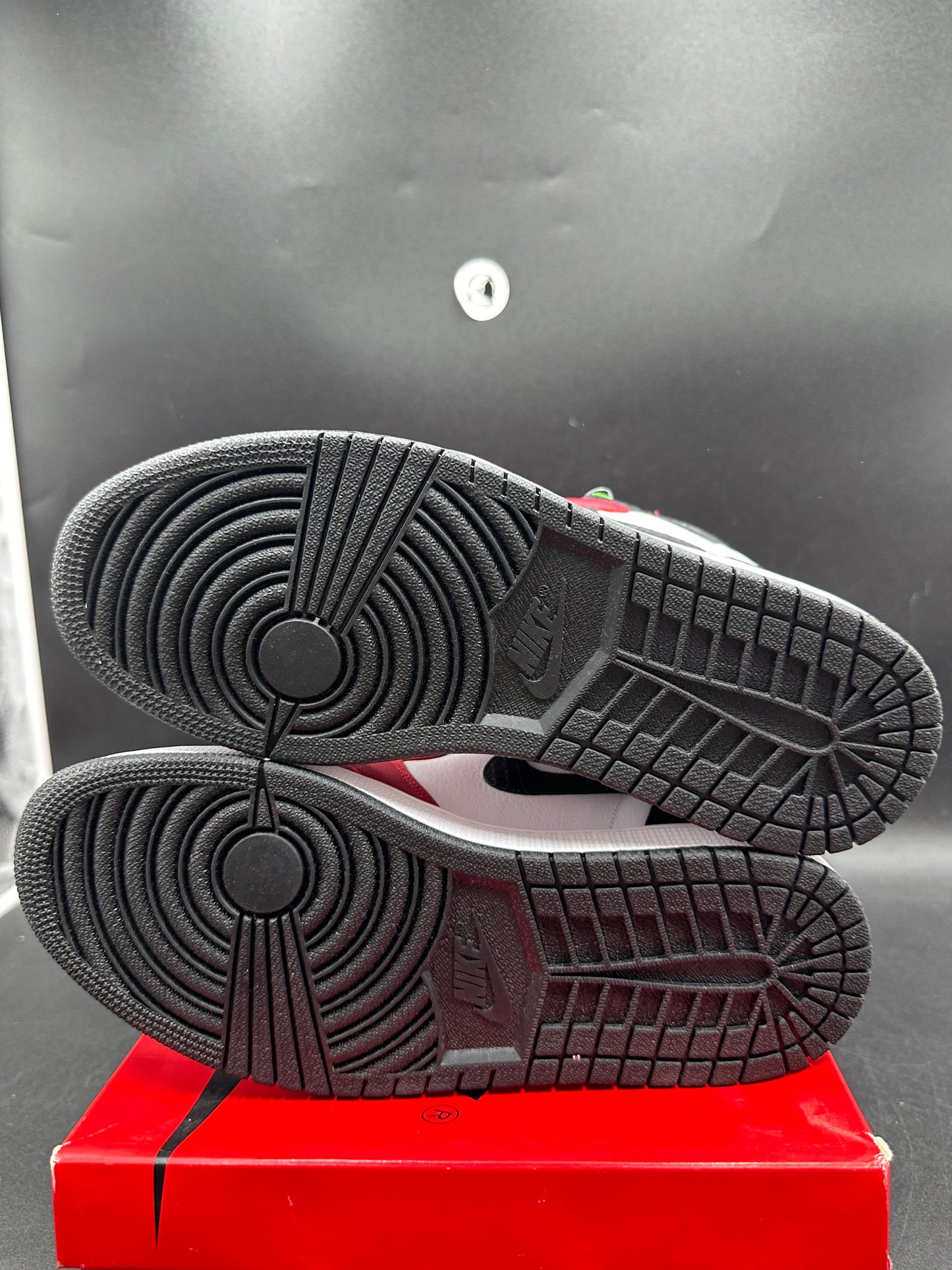 Jordan 1 High Satin Snake (w)