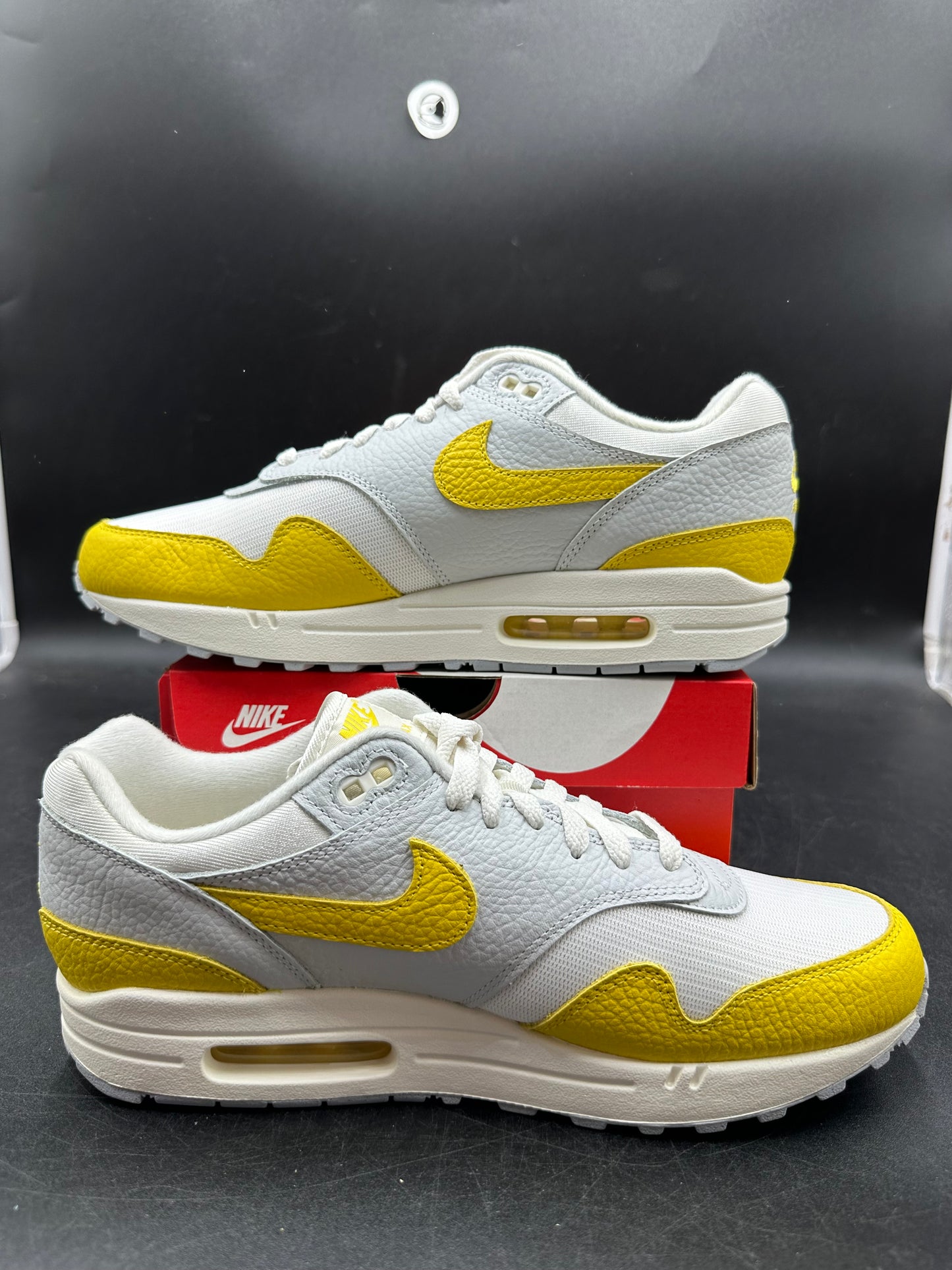 Air max 1 Tour Yellow (w)