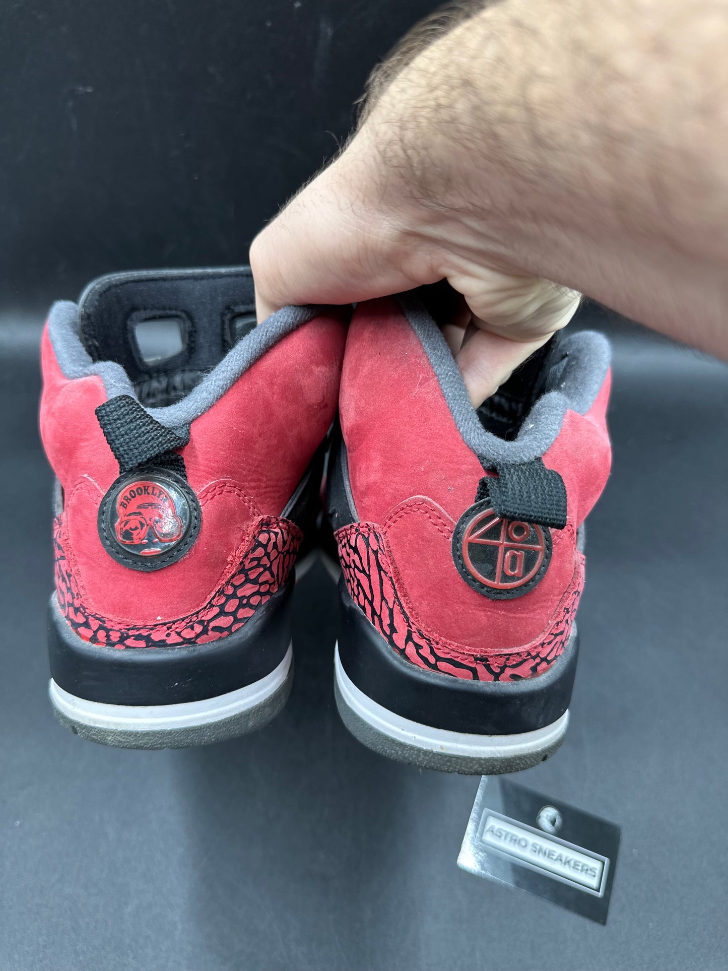 Jordan Spizike toro bravo