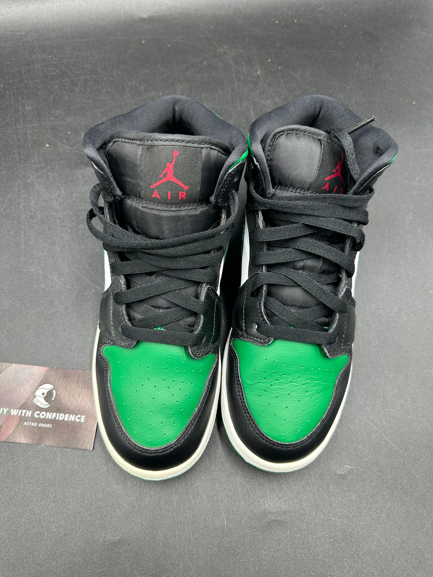 Jordan 1 mid green toe
