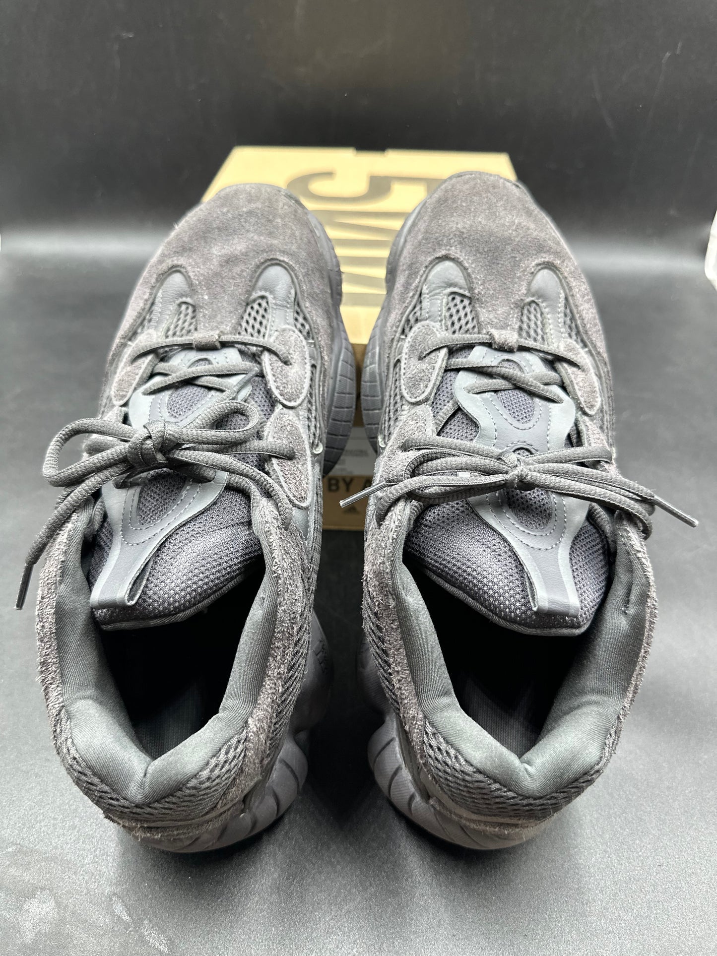 Yeezy 500 black