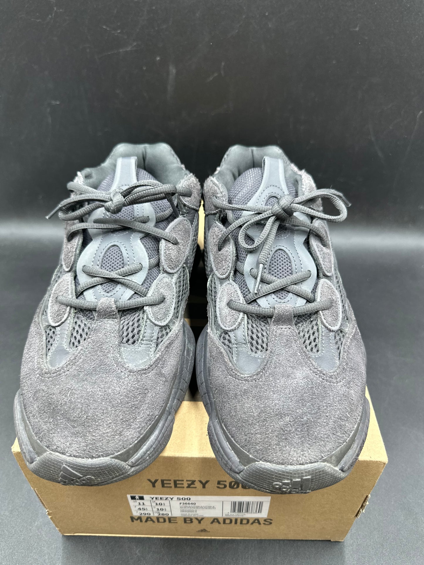 Yeezy 500 black