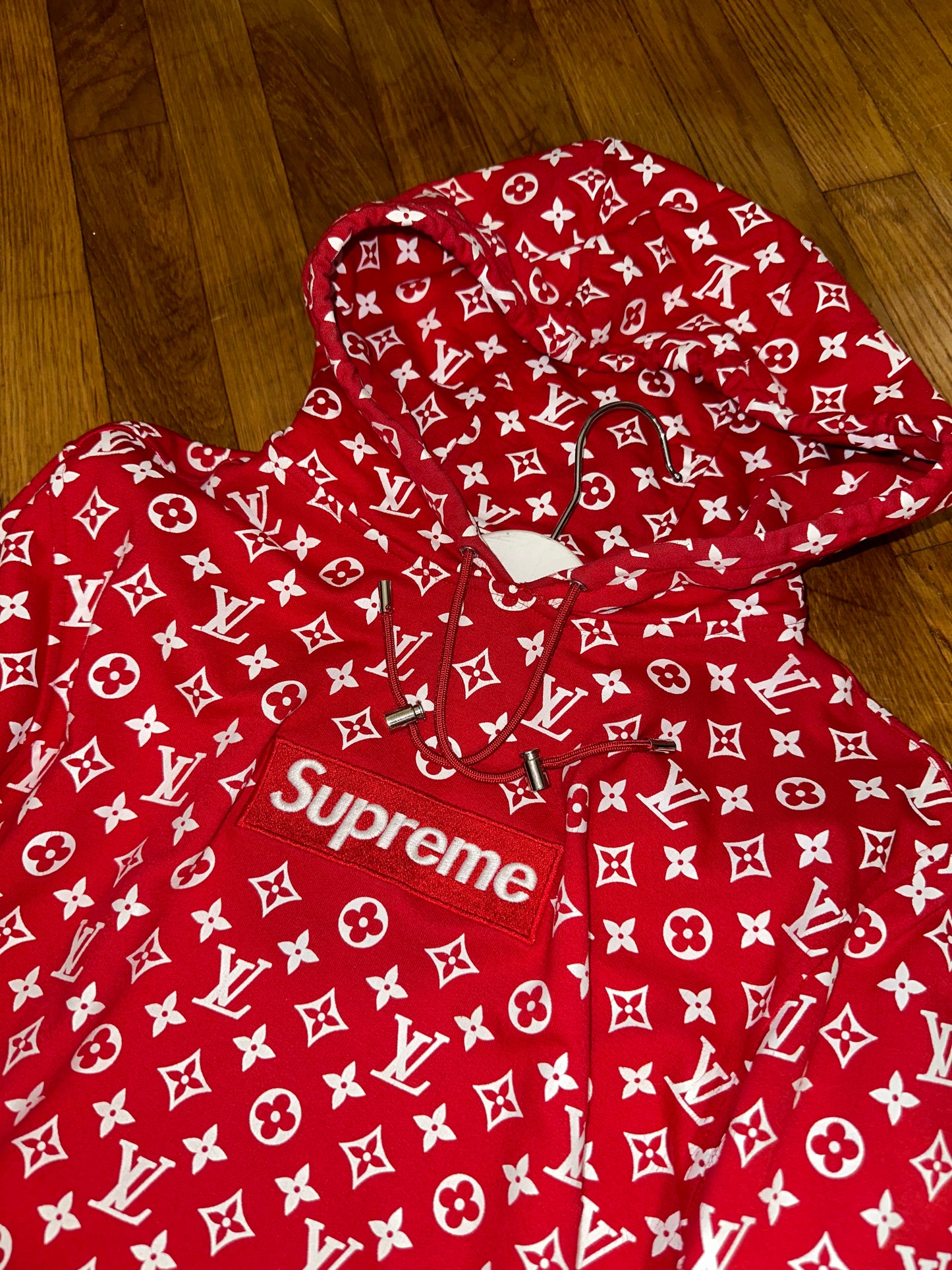 Supreme x Louis Vuitton hoodie red