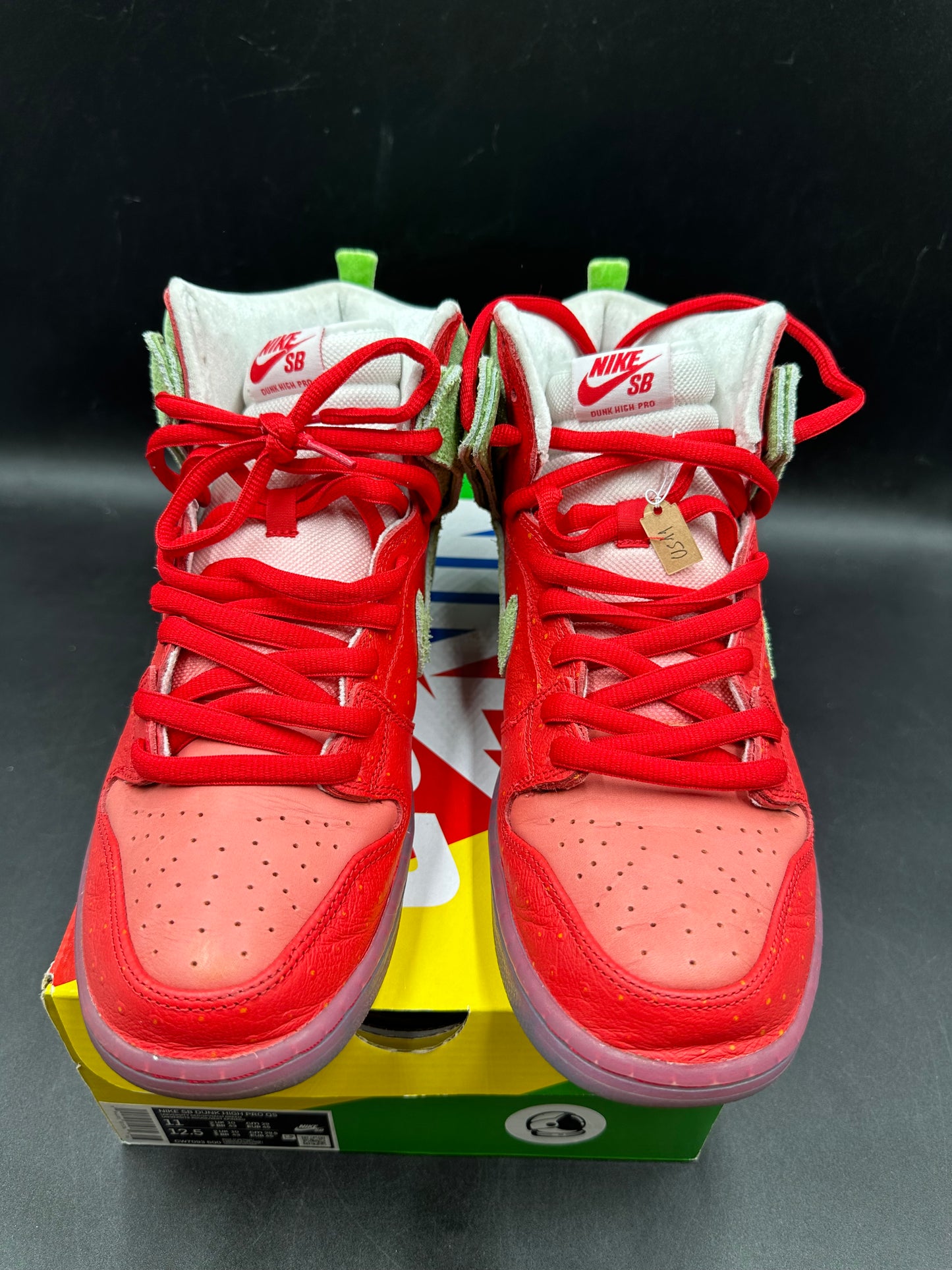 Dunk High SB Strawberry