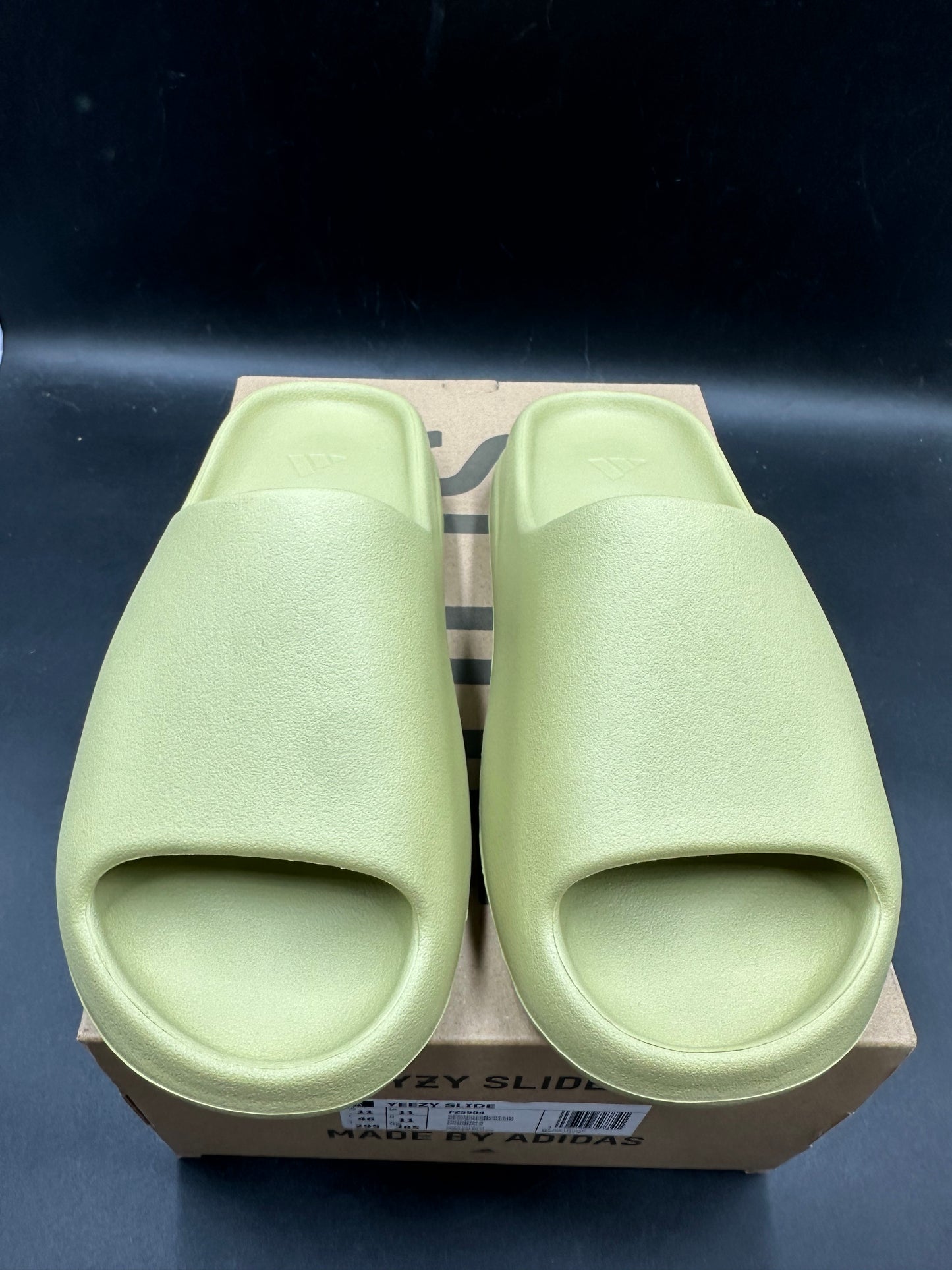 Yeezy slide Resin 2022