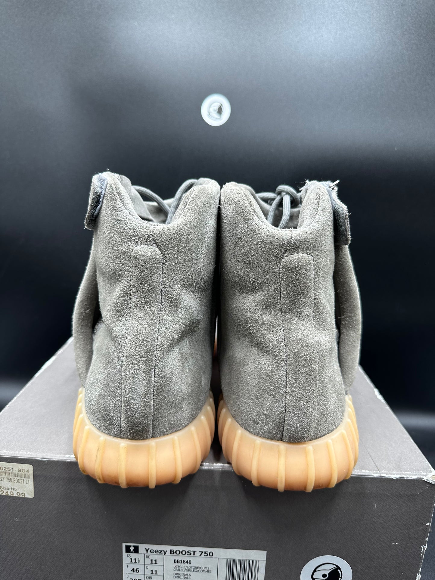 Yeezy 750 Light gray GLID