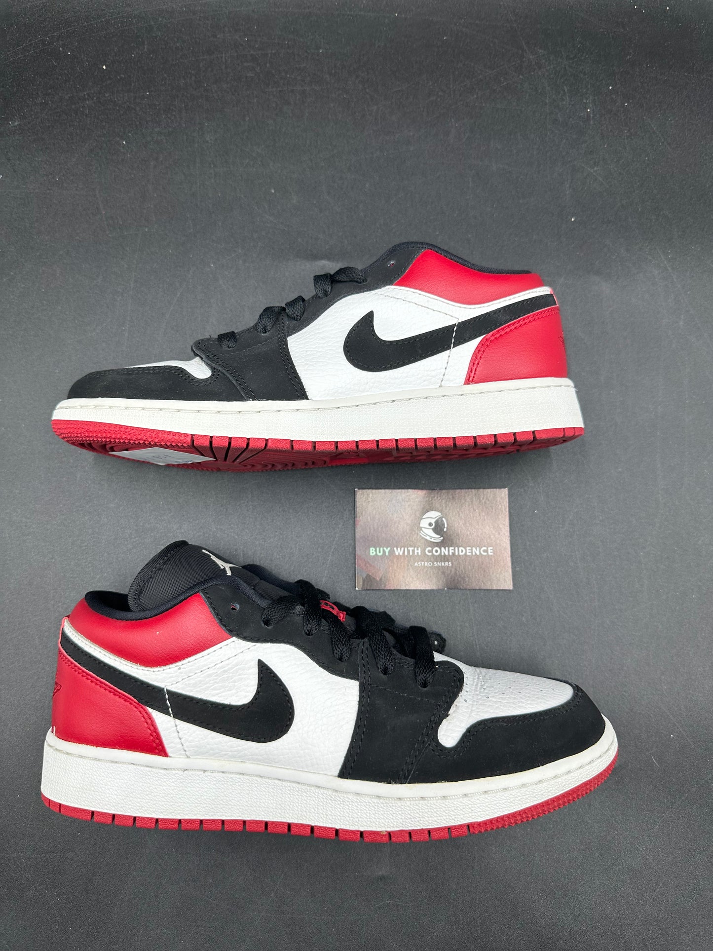 Jordan 1 low black toe (2019)