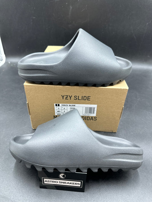 Yeezy slide onyx