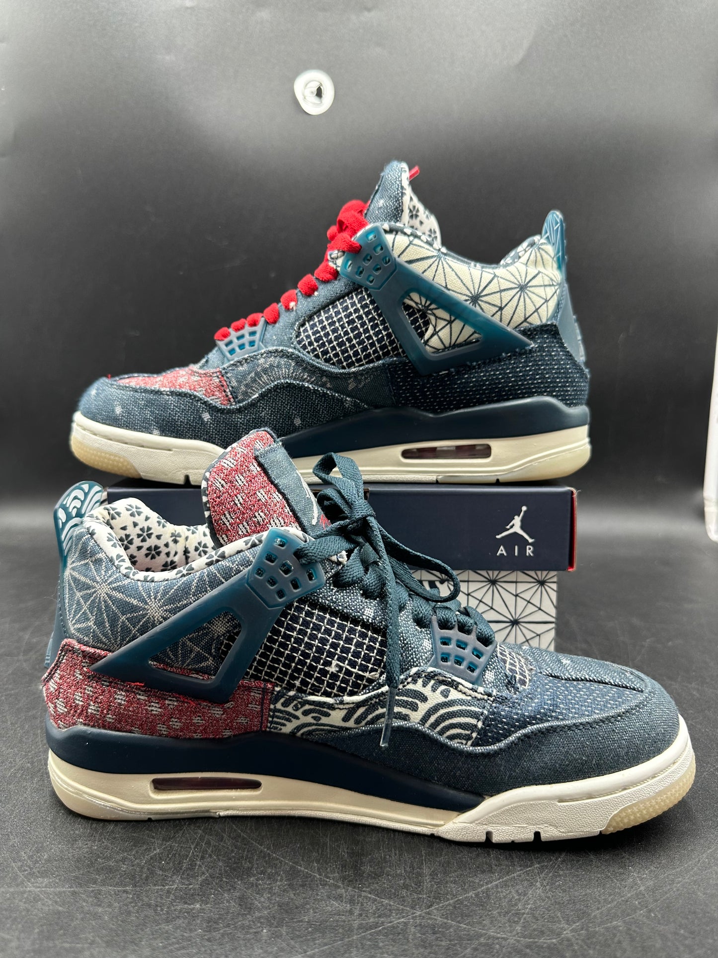 Jordan 4 Shashiko