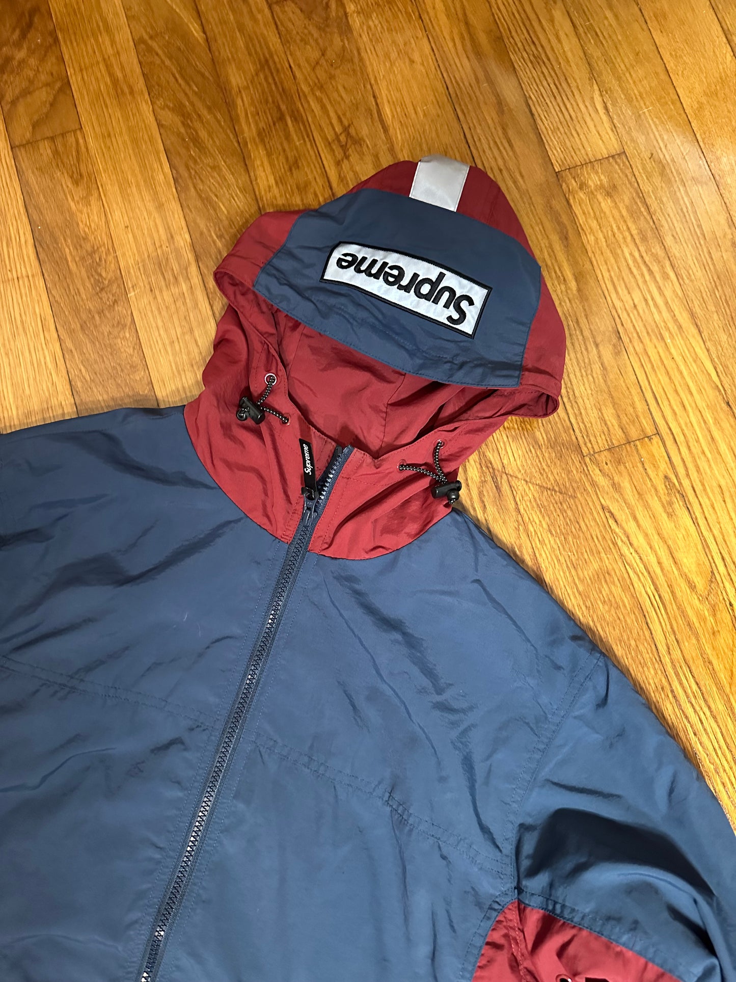 Supreme Two-Tone Windbreacked navy / red