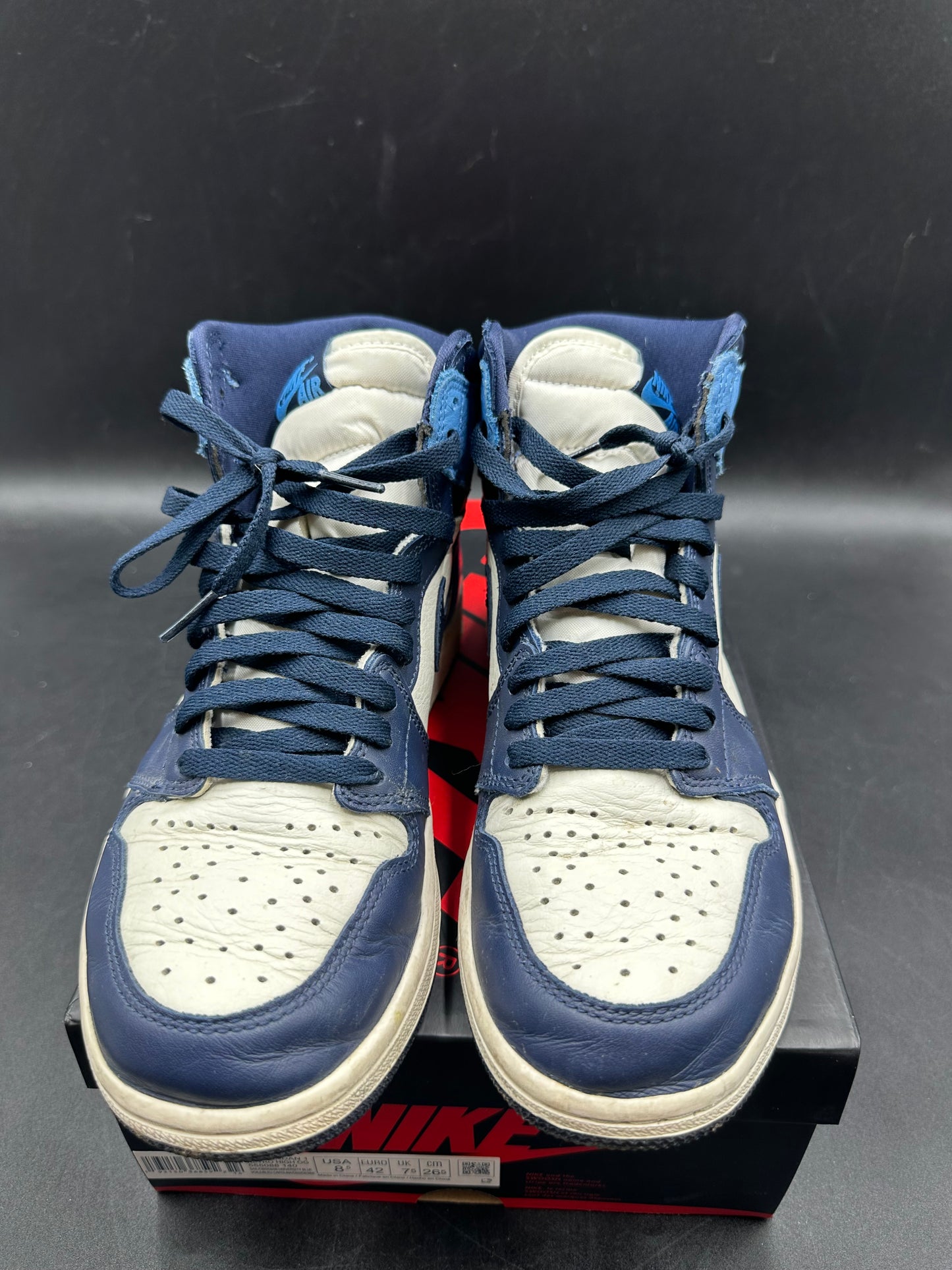 Air Jordan 1 high obsidian