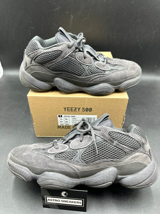 Yeezy 500 black