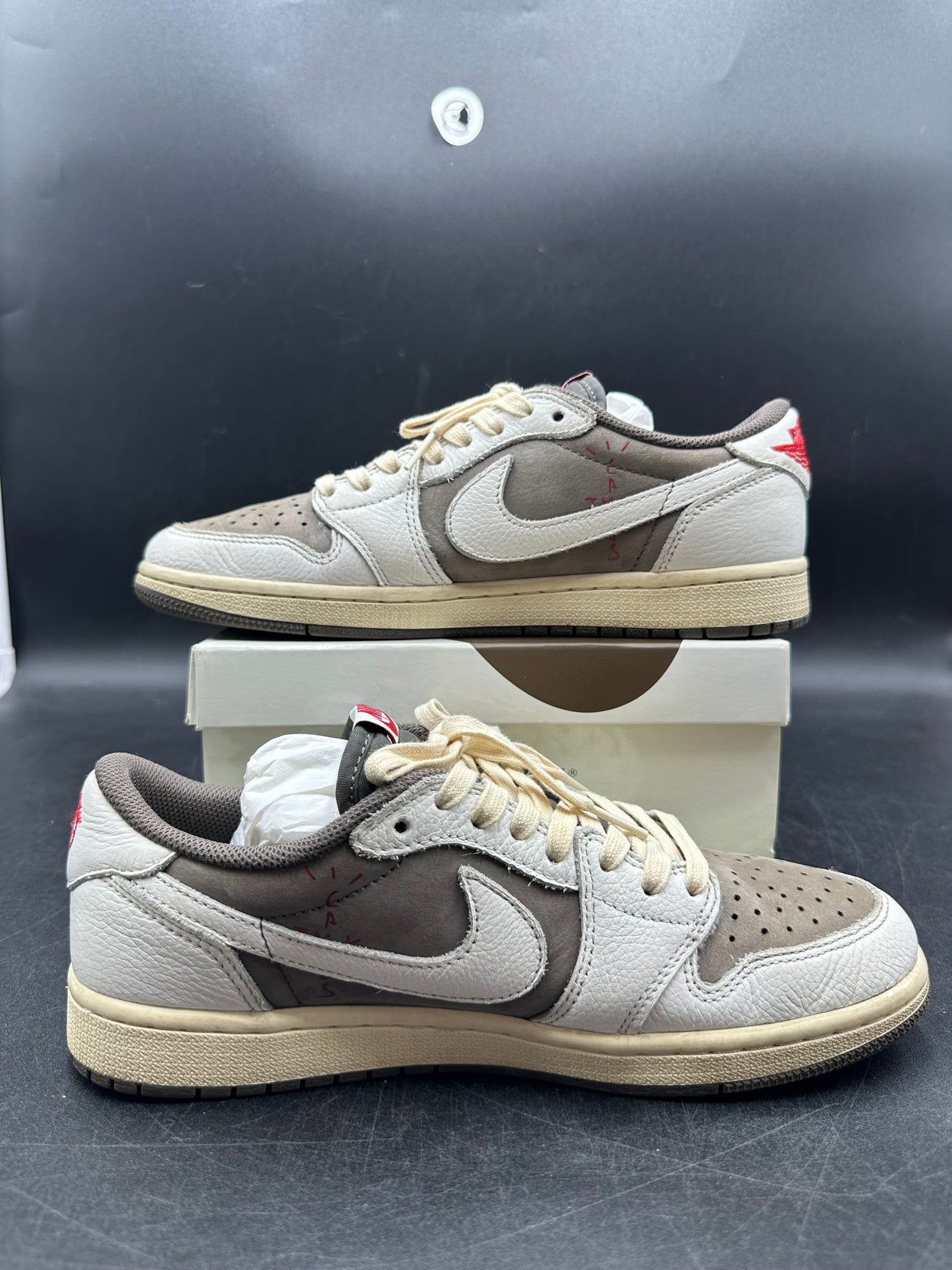 Air Jordan 1 low Travis Scott reverse mocha