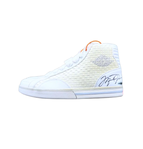 Air Jordan PHLY Legend 2009 - Signed By Michael Jordan